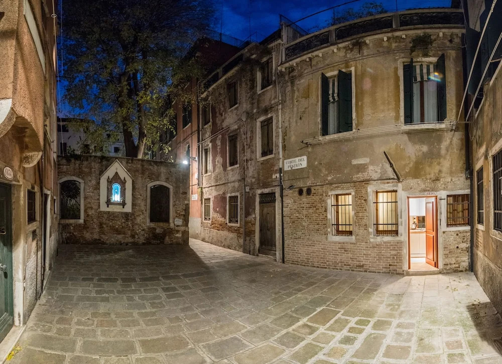 Nike Apartments Venice Castello