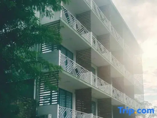 Triple 888  Suites