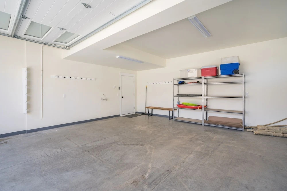 Fox Creek 2 4 Bedroom Townhouse by RedAwning