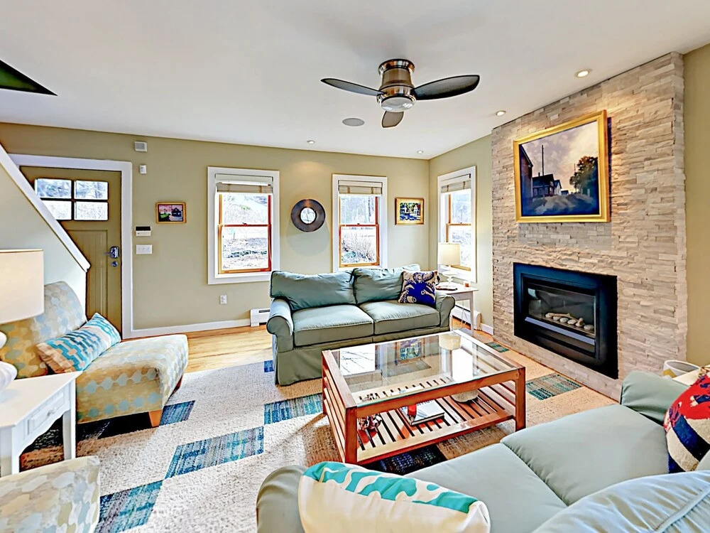 Bayberry Home 4 Bedrooms 3 Bathrooms Home