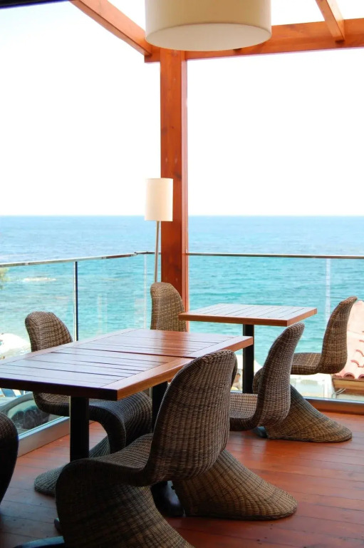 Golden Beach Hotel