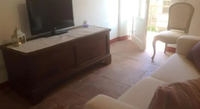 Rustico Dora