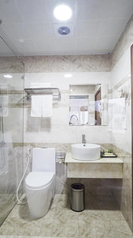 SeaStar Hotel Ha Long