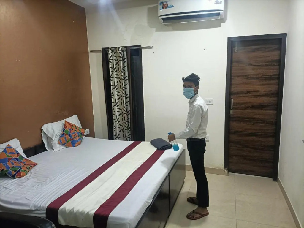 Hotel Infinity Near Delhi Airport