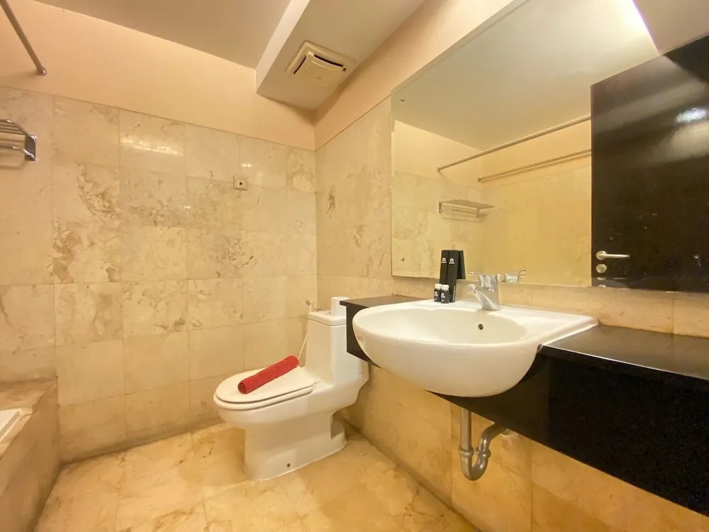 Strategic and Comfortable 2BR at Braga City Walk Apartment By Travelio