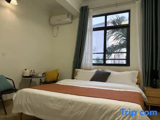 Hibiscus lotus pond B & B in Yalong Bay, Sanya
