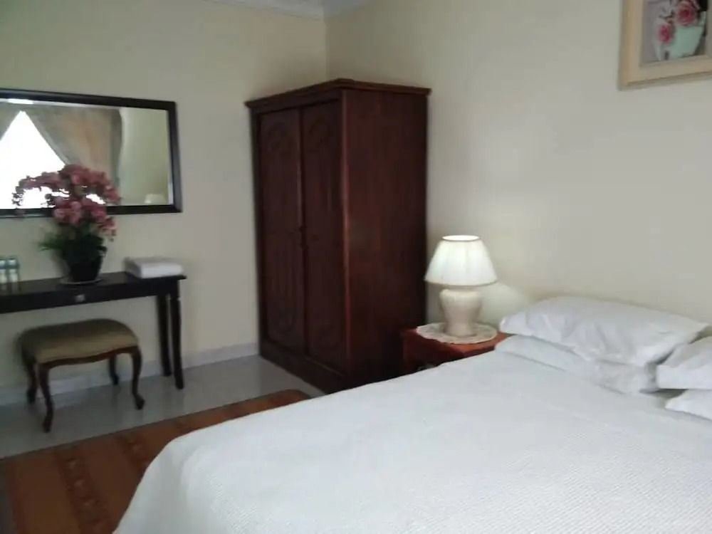 Aini's Guest House In Vista Amani Condo