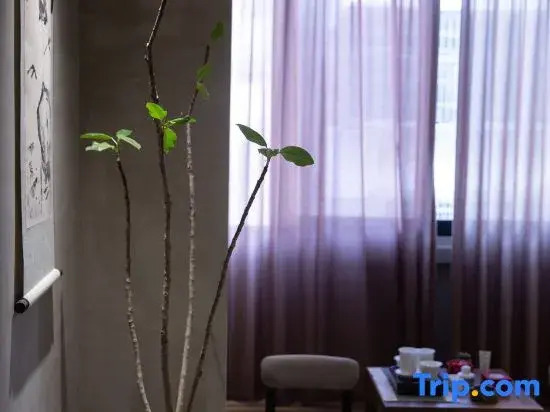 Yueyanglou District Jinxuanjuju