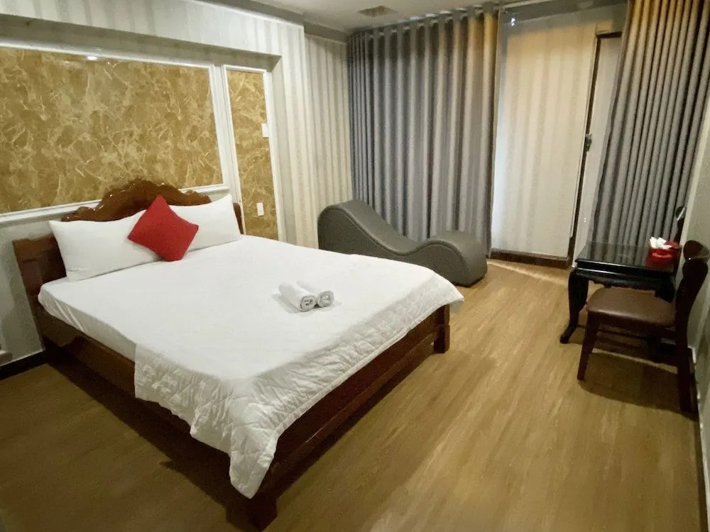 Phuong Hoang Hotel