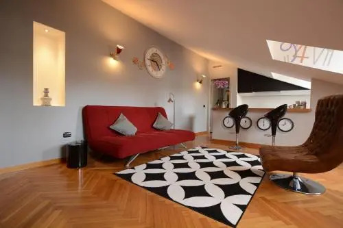 Tic Tac Loft
