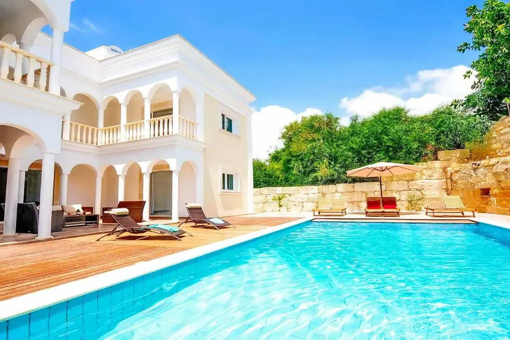 Mansion View