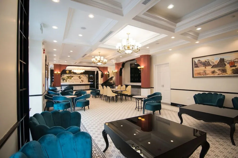 Dragon Hotel
