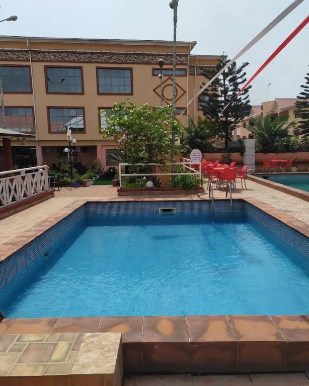 Piccadilly Suites