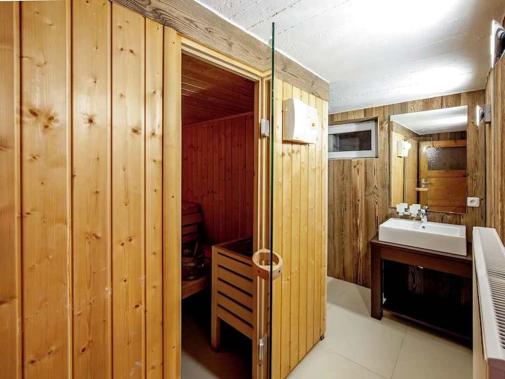 Spacious Chalet in Kirchberg near Ski Area