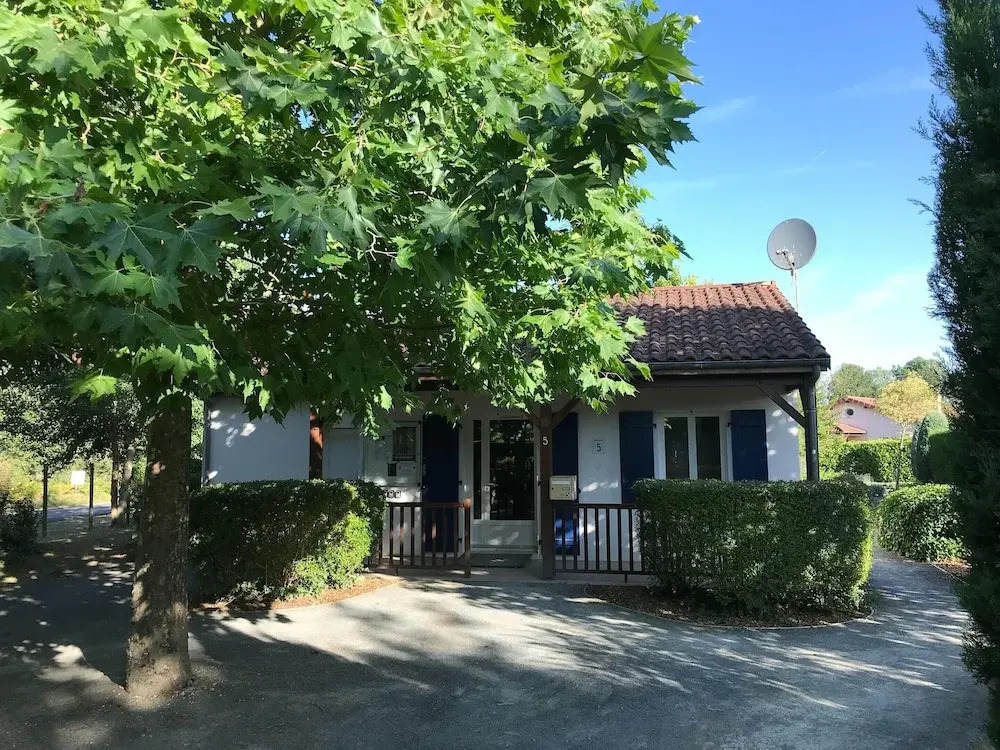 Spacious villa with garden and pool