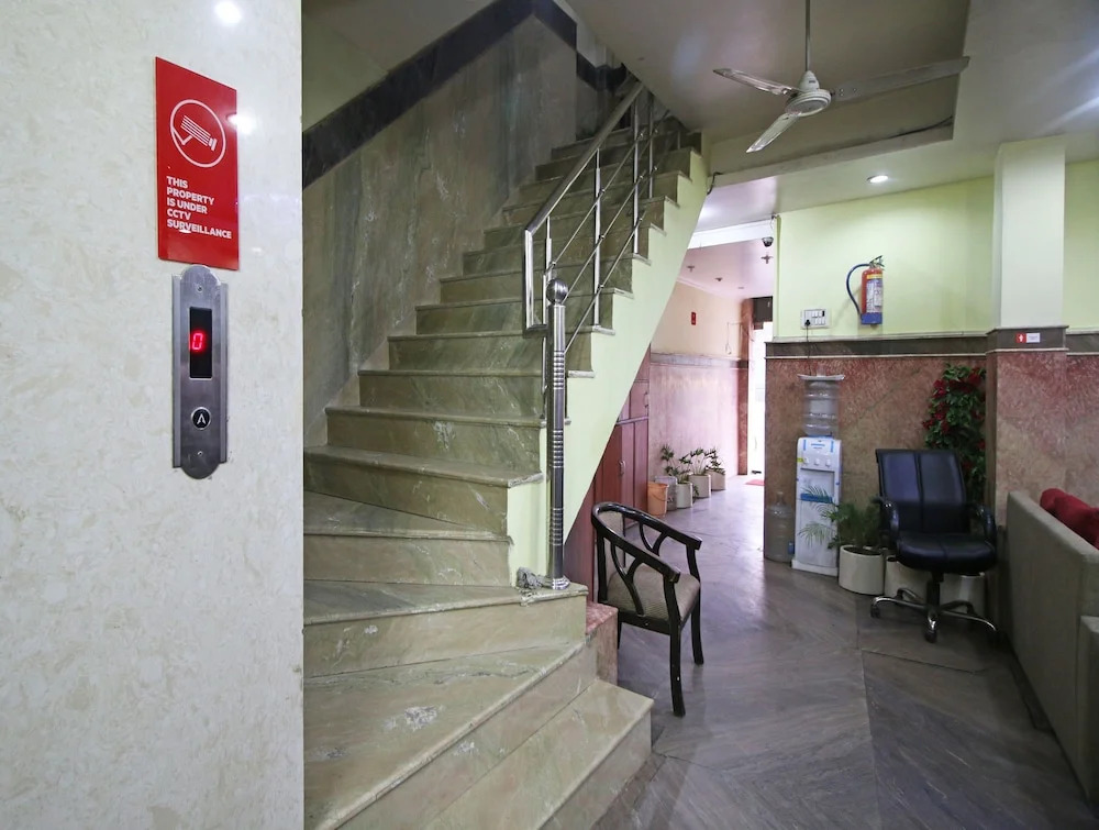 OYO Flagship 573 Paharganj NDLS