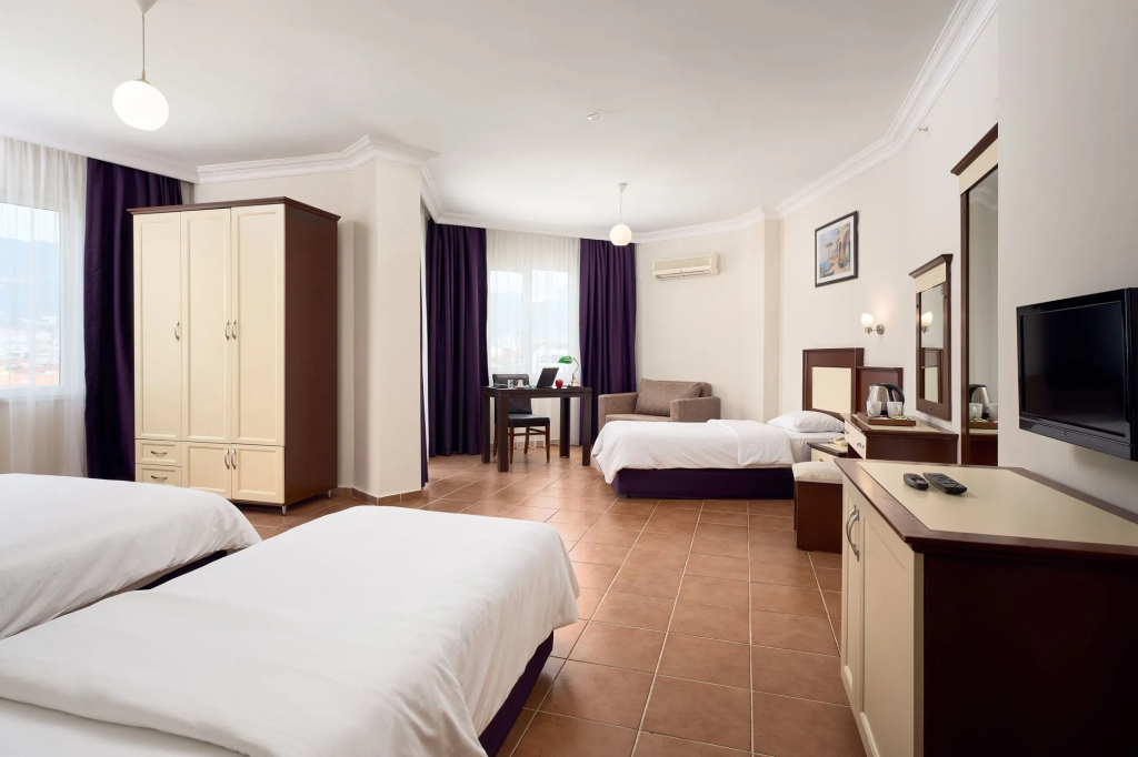 Kaila City Hotel