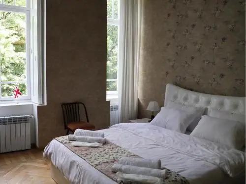 Liberty Apartment And Rooms