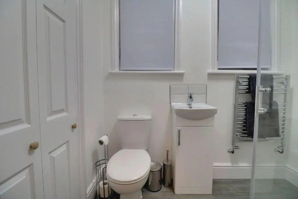 Replingham Road Apartment