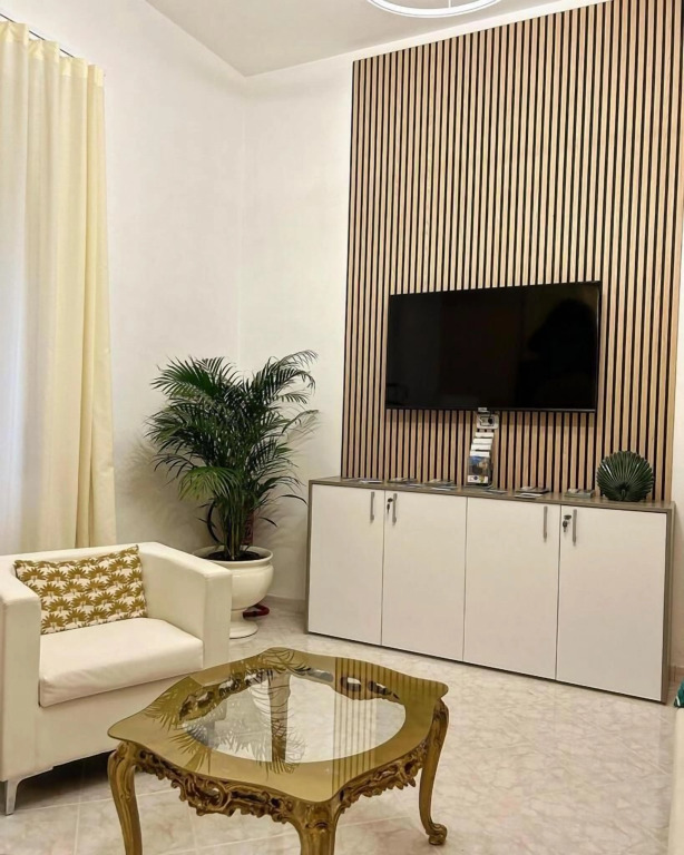 Tiziana'S House