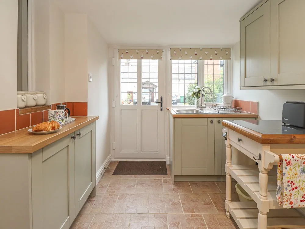 Rover Cottage