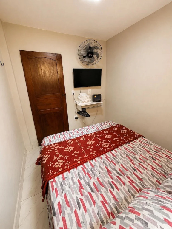 Casa Laranja com Split e Wi-Fi 700 MB