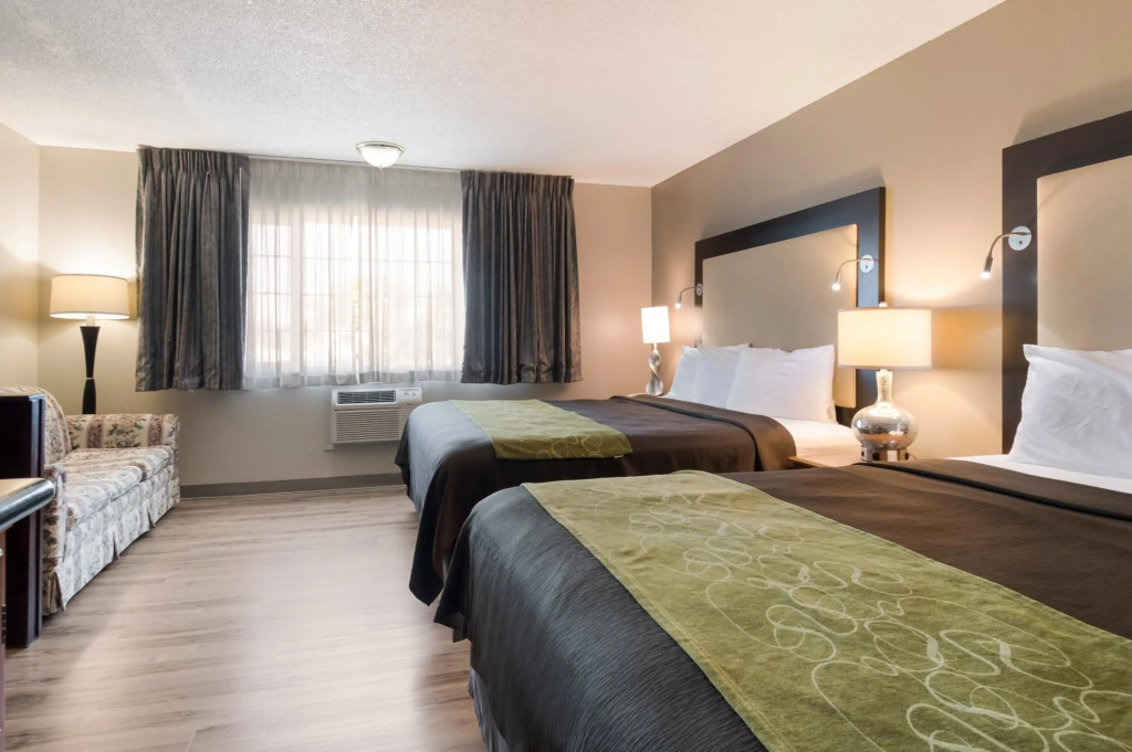 Rodeway Inn & Suites Portland West - Beaverton