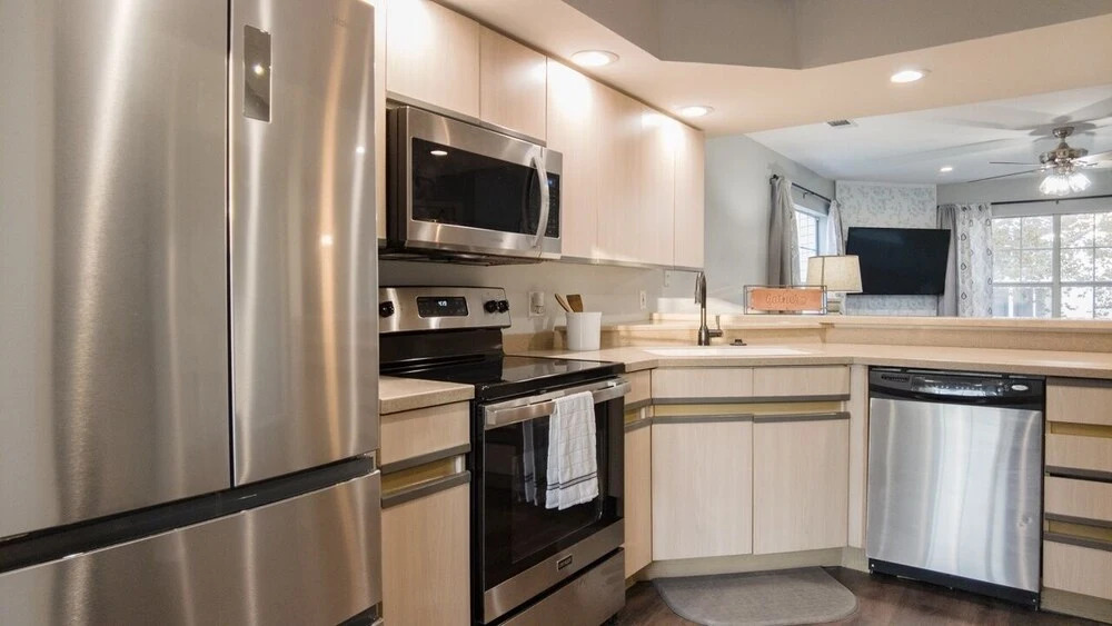 Meadowbrook 3-3 2 Bedroom Condo