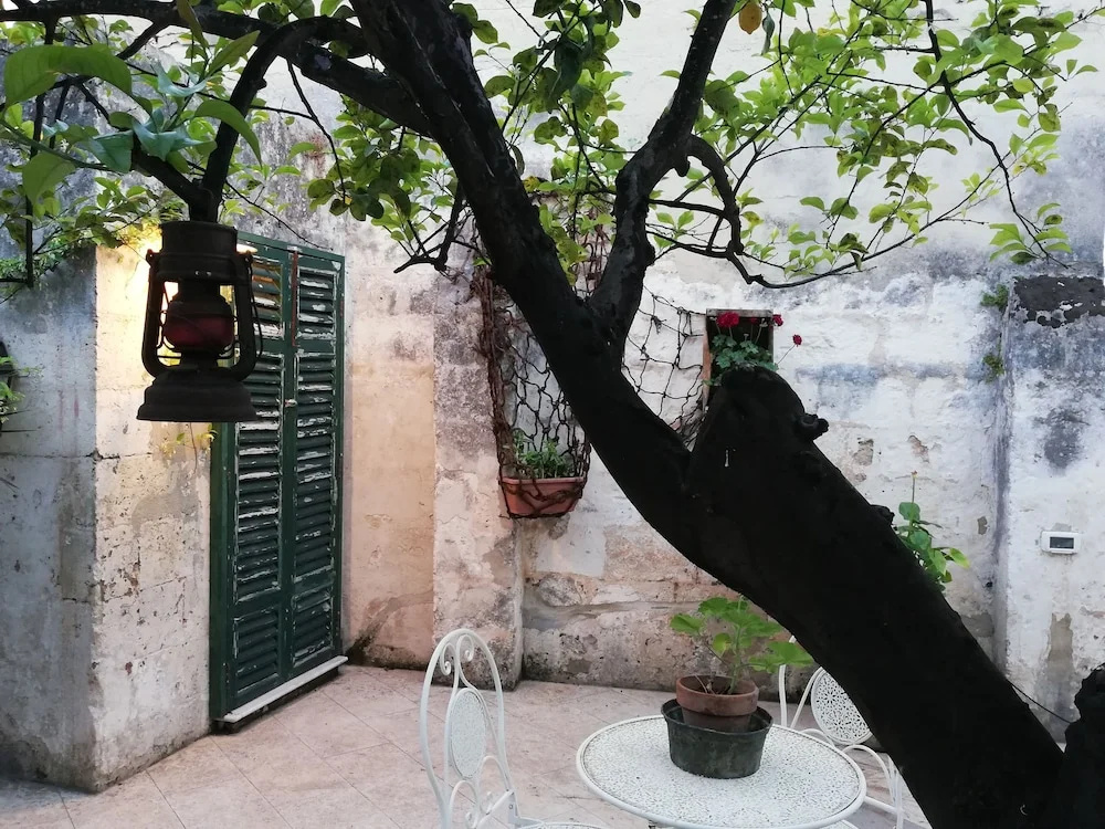 Agorà Suites & Apartments