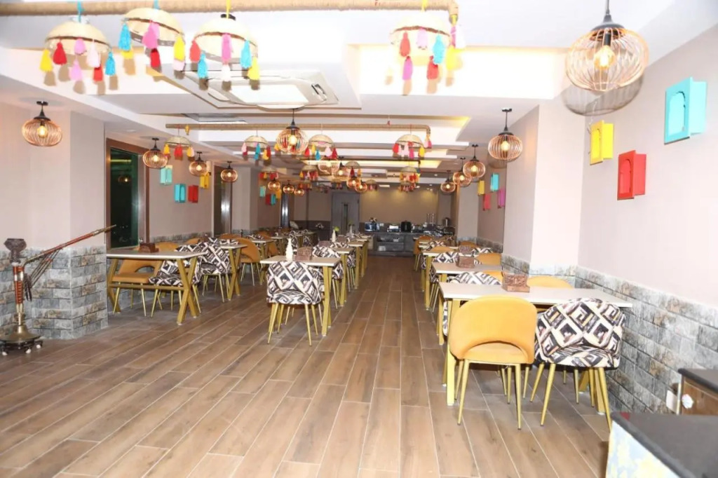 Hotel Cardinal Express OXMO Delhi Airport
