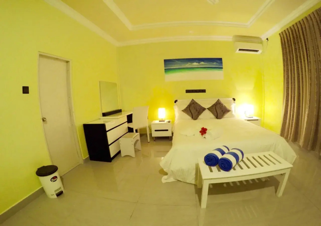 Ithaa Inn Kamadhoo