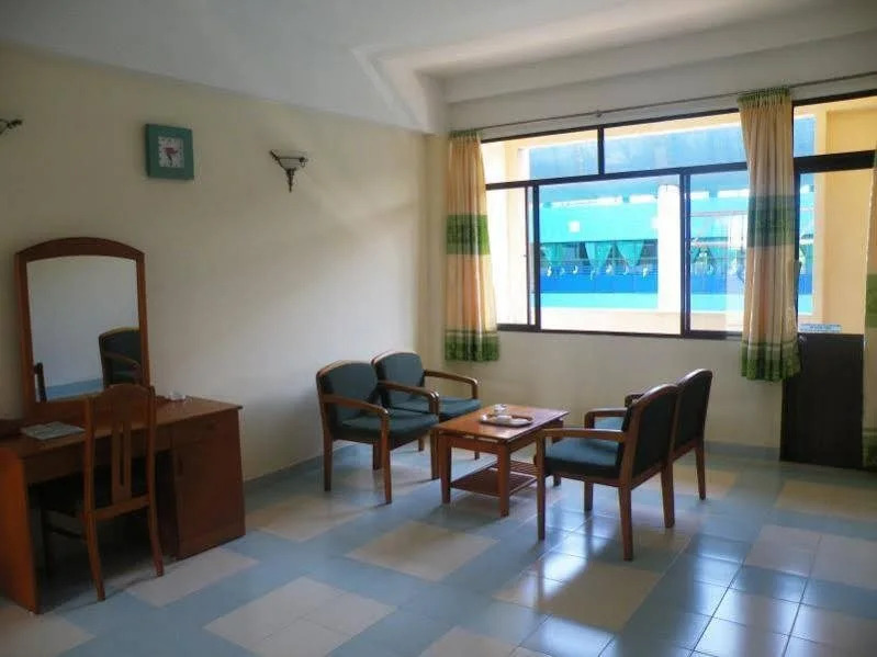 Thanh Long Hotel