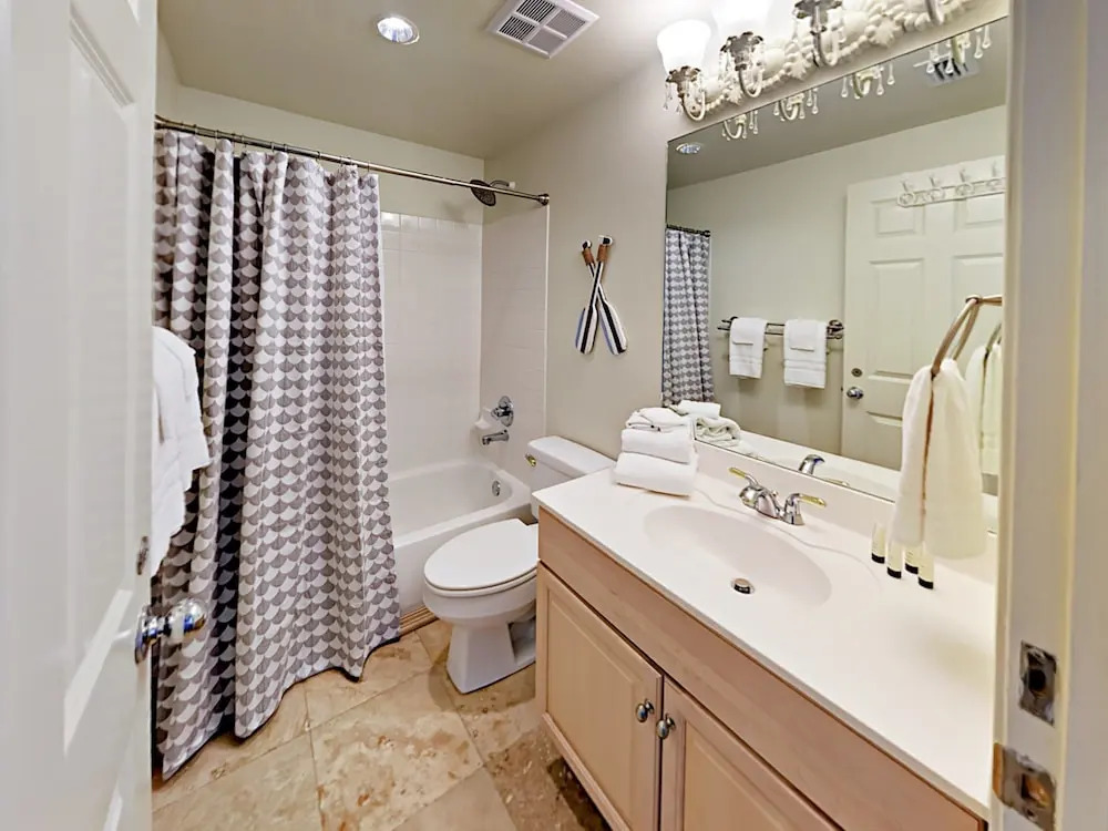 375 Beach Club Trail Condo Unit B1903 4 Bedrooms 4.5 Bathrooms Condo