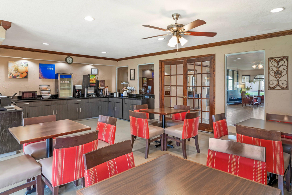 Comfort Inn North Conroe