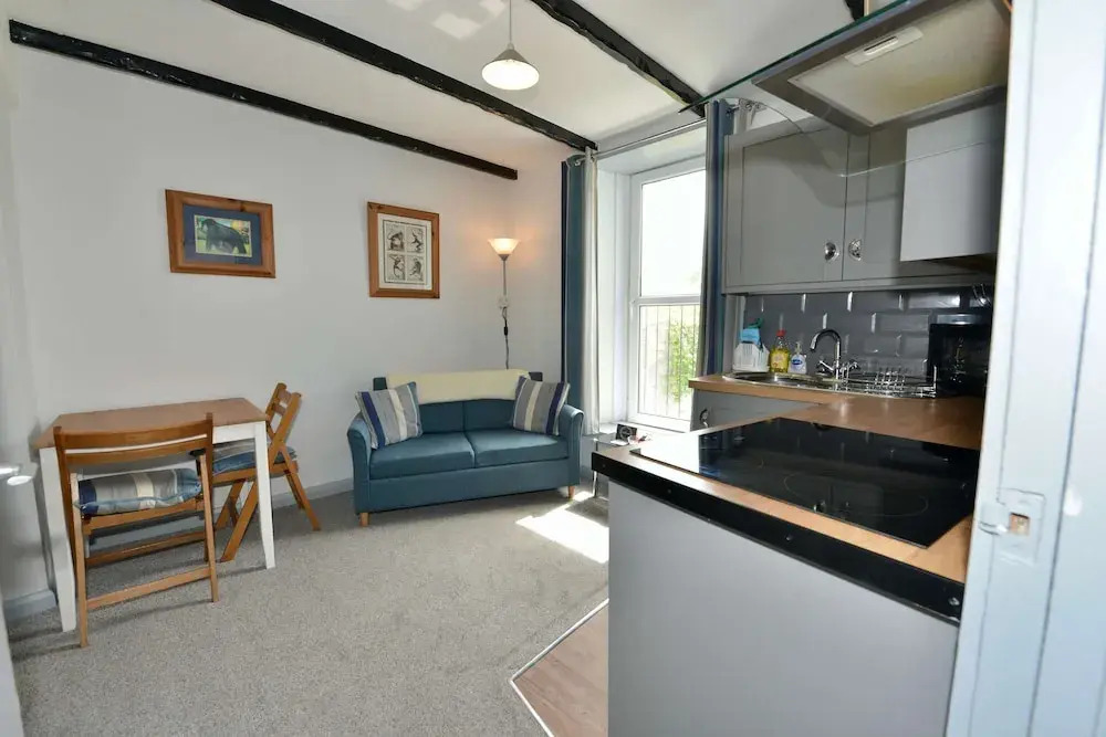 Quirky & Cosy Apartment in Brixham Centre, Devon