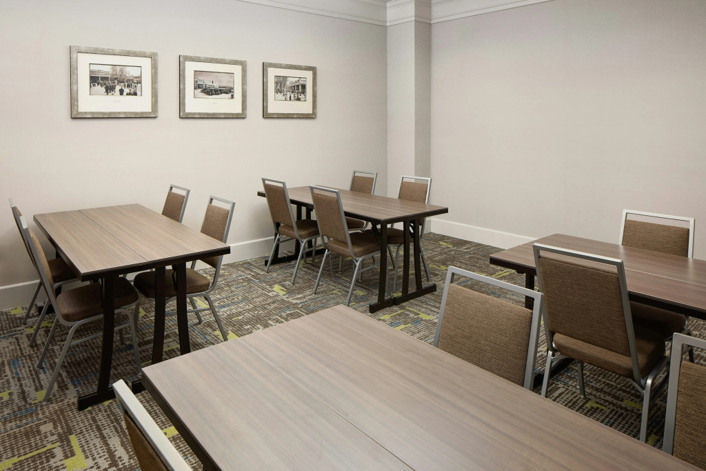 Hampton Inn Louisville Downtown