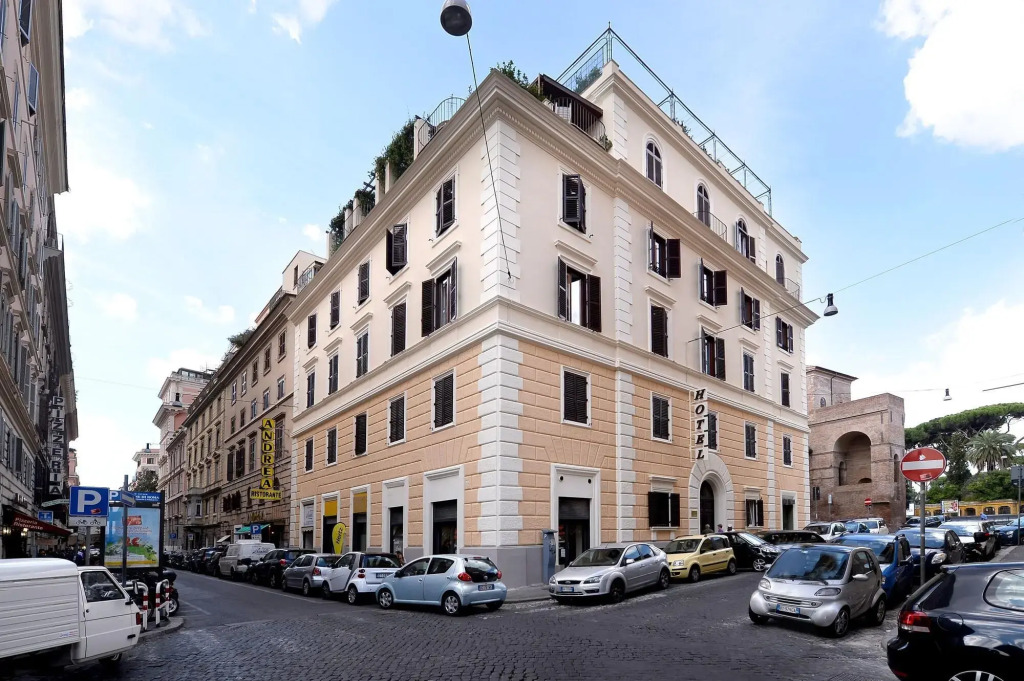 Hotel Golden