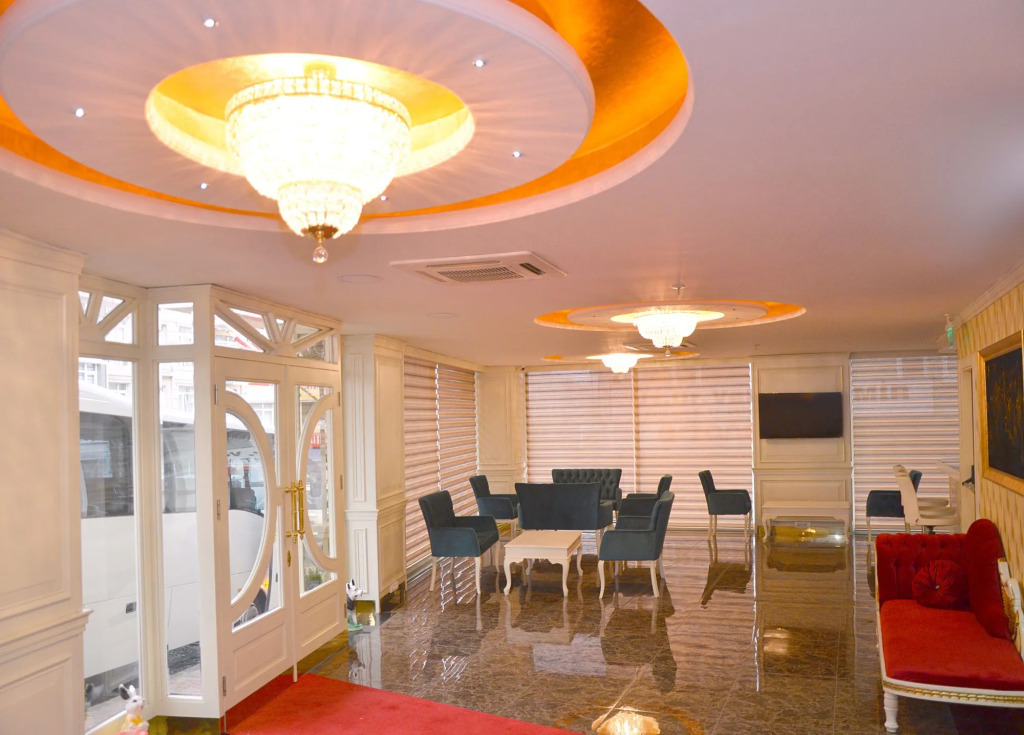 Ens Hotel