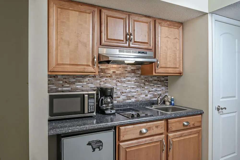 Mountain Splendor 105 by Heritage Cabin Rentals