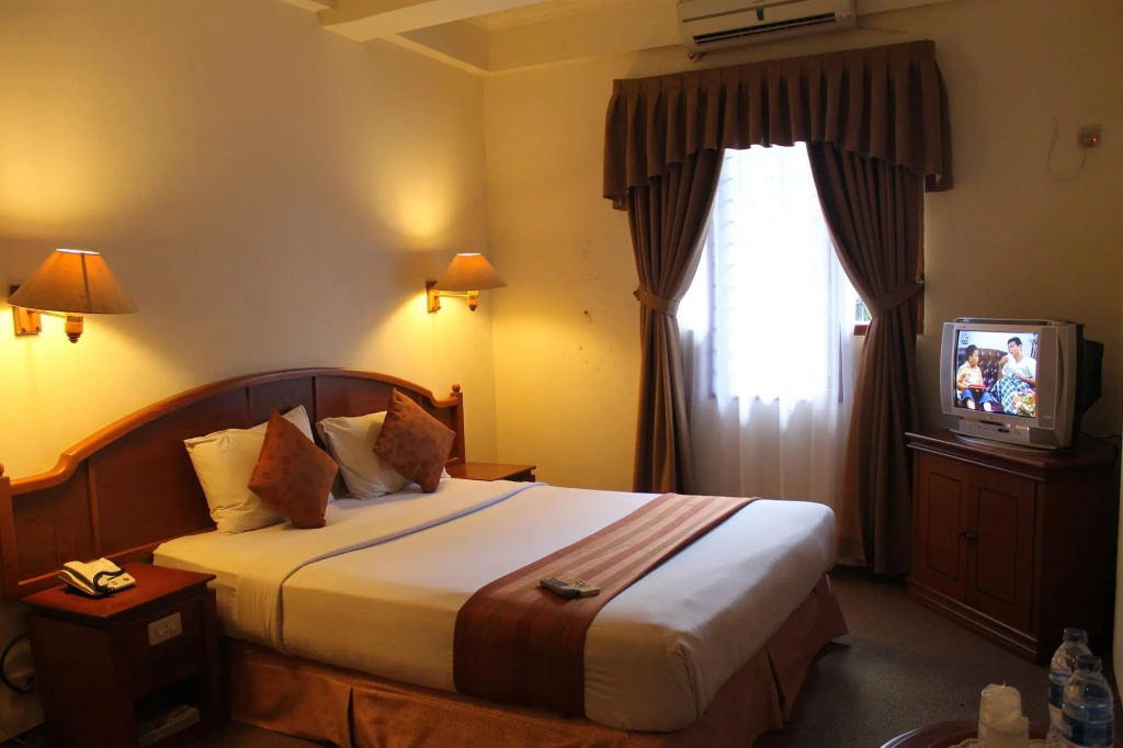 Mega Matra Hotel