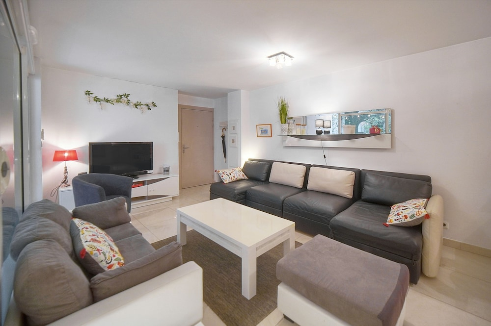 Moderne 2 Pi ces Avec Terrasse A1b263
