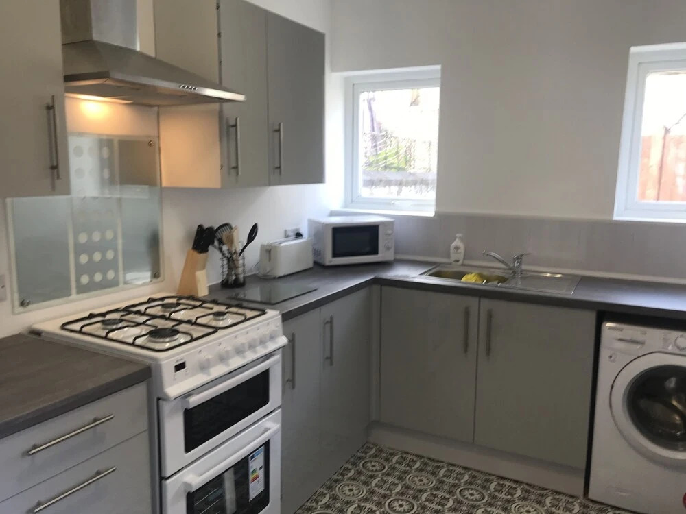 4-bed House 10min Walk to Town Centre in Blackpool