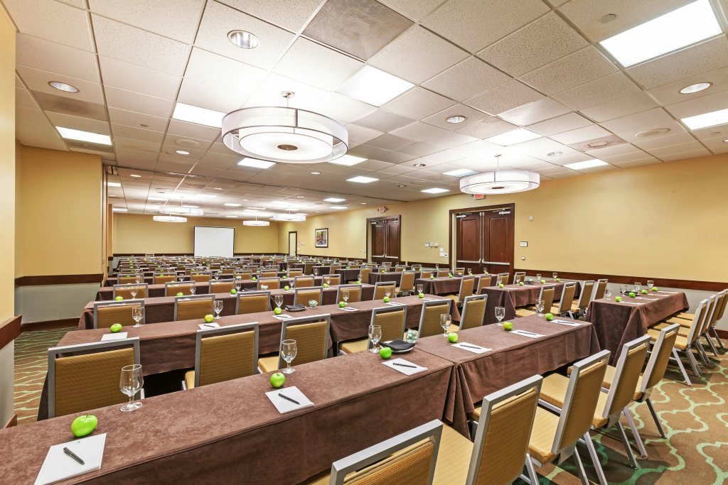 Embassy Suites by Hilton Dallas Market Center