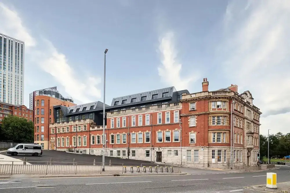 Luxury 1 Bed Apt With City Views Heart of Leeds