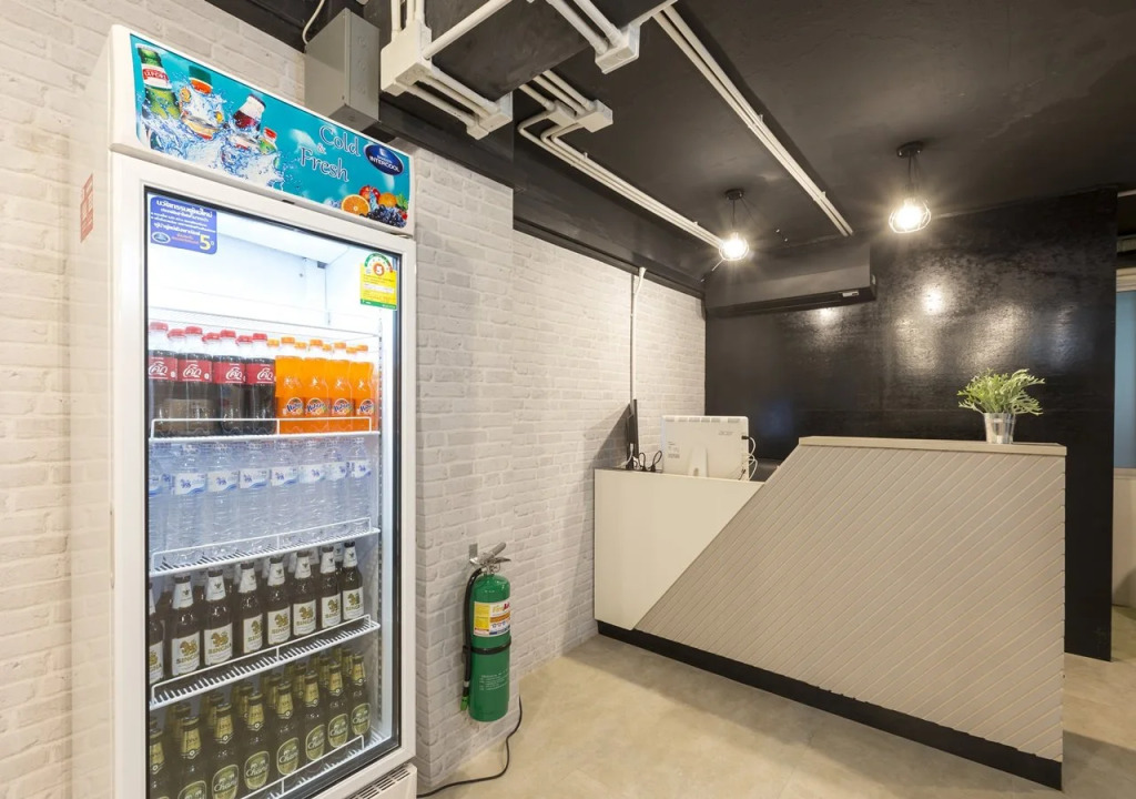 Fun Hostel Phuket Patong - Adults Only