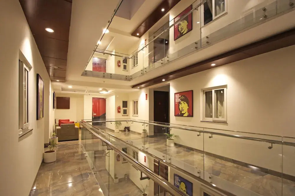 OYO Flagship 556 North Campus