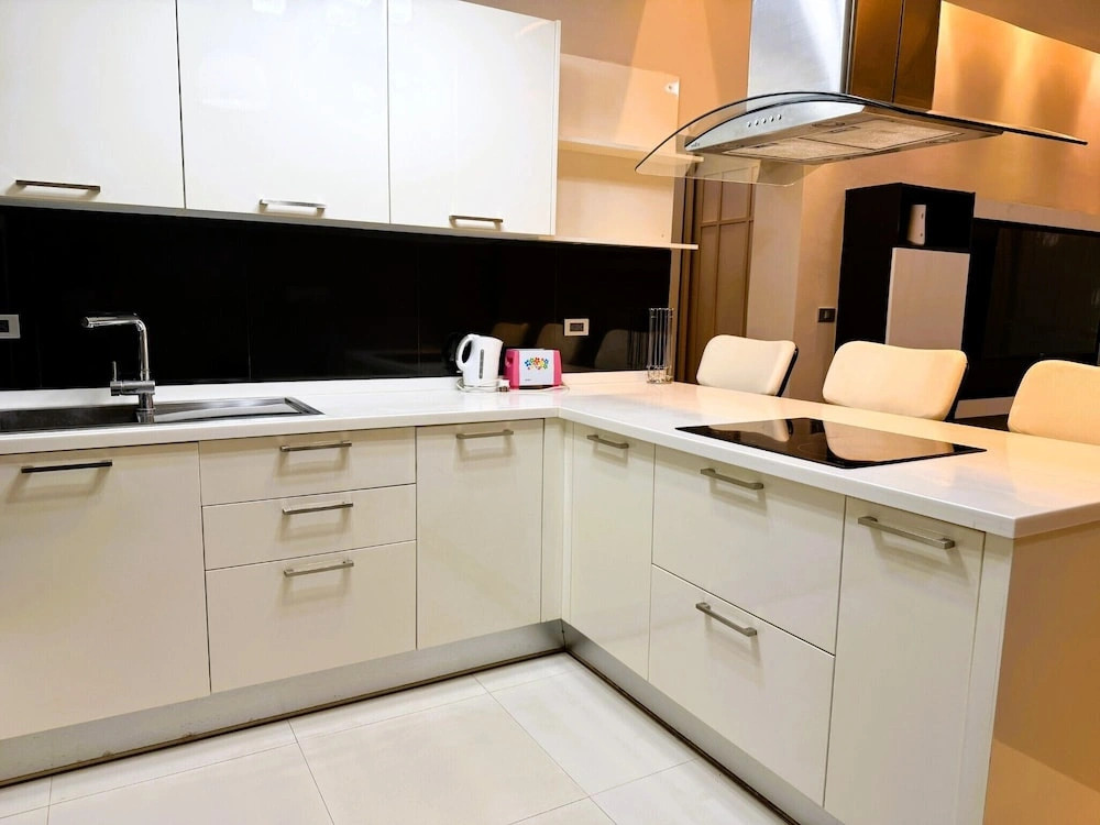 Spacious 1-bedroom Condo With Large Balcony at Baan Suan Lalana
