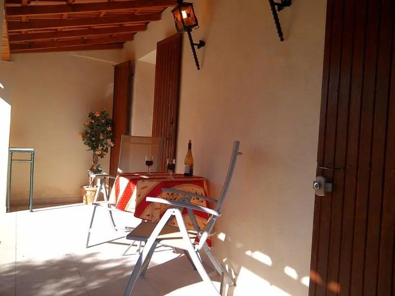 Villa with pool in Provence -Villa Romantique sleeps up to 12 4 in optional gite