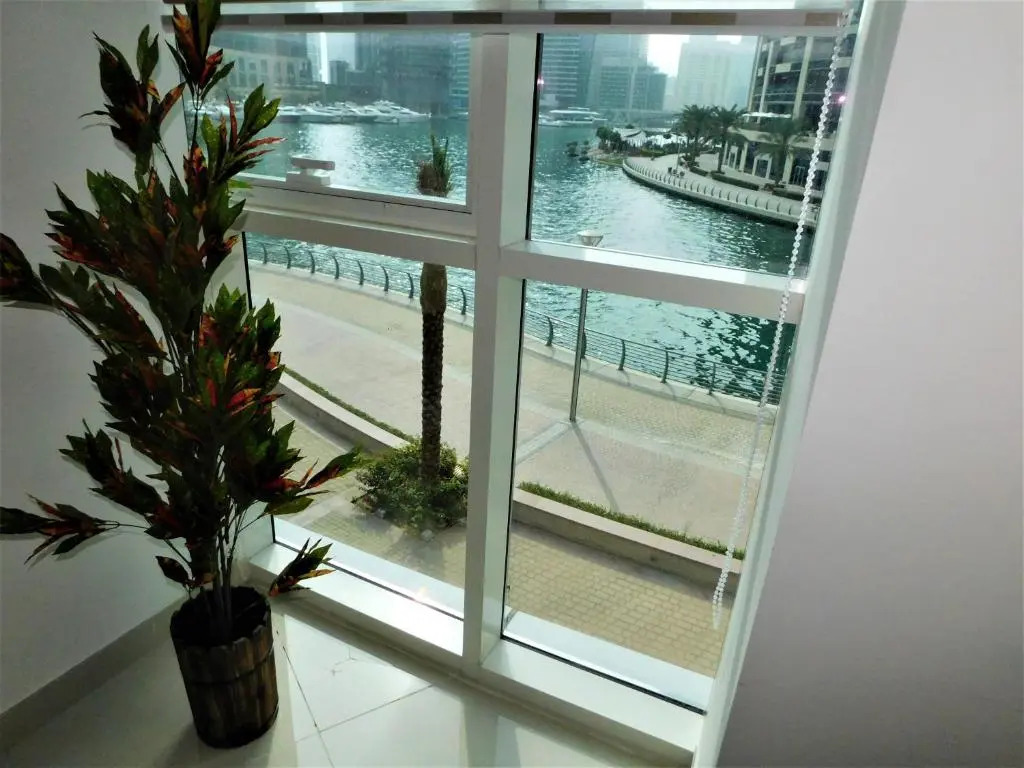 Continental Tower, Dubai Marina - Luton Vacation Homes