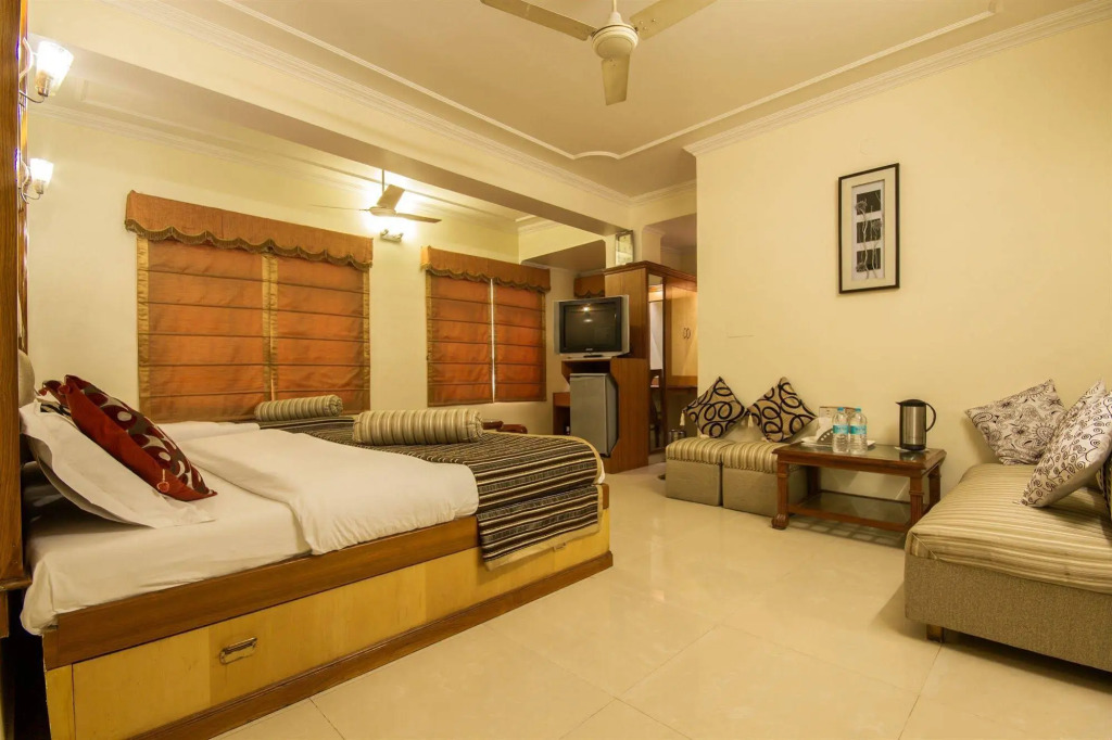 Hotel C Park Inn